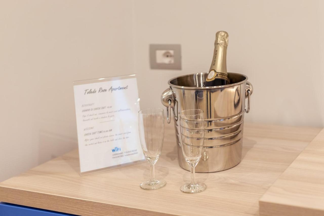 Toledo Rose Hotell Napoli Eksteriør bilde